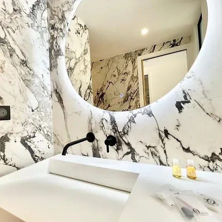 Duplex En Plein Coeur De Cannes, 5 Min Walk To Croisette And Palais Appartement