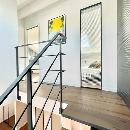 Appartement Duplex En Plein Coeur De Cannes, 5 Min Walk To Croisette And Palais *