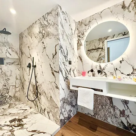 Appartement Duplex En Plein Coeur De Cannes, 5 Min Walk To Croisette And Palais